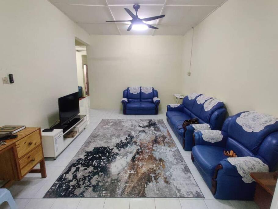 Adeeba Homestay Kuantan Extérieur photo