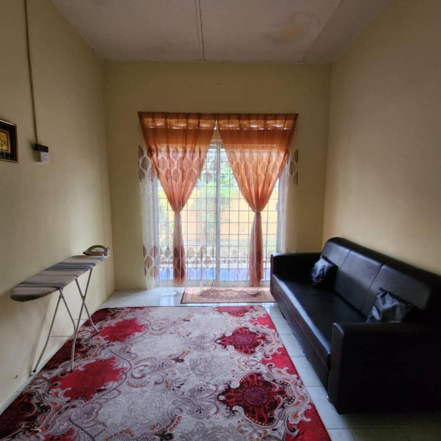 Adeeba Homestay Kuantan Extérieur photo